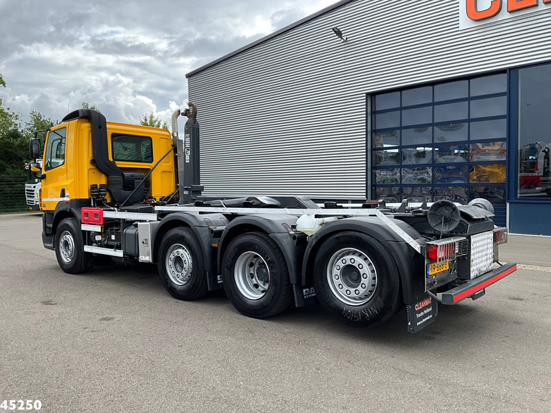 DAF FAQ 85 CF 410 8x2 Hiab 26 Ton haakarmsysteem Just 255.550 km! - Autocarro scarrabile: foto 2 DAF FAQ 85 CF 410 8x2 Hiab 26 Ton haakarmsysteem Just 255.550 km! - Autocarro scarrabile: foto 2
