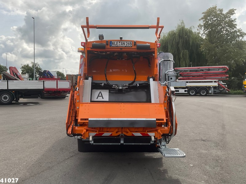 FUSO Canter 9C18 Zoeller 7m³ - Camion immondizia: foto 4 FUSO Canter 9C18 Zoeller 7m³ - Camion immondizia: foto 4