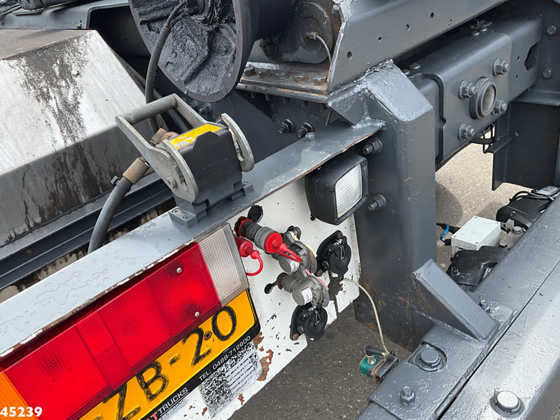 Leasing di Ginaf X 3232 S Euro 5 Manual Hiab 28 Tonmeter laadkraan Ginaf X 3232 S Euro 5 Manual Hiab 28 Tonmeter laadkraan: foto 8