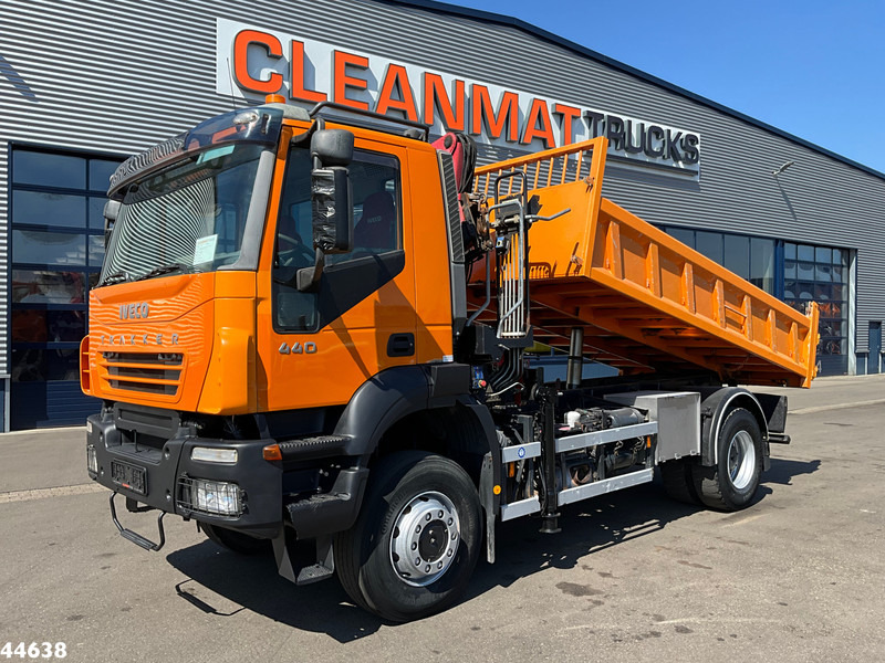 Iveco Trakker AD 190T44W 4x4 HMF 9 Tonmeter laadkraan Just 292.249 km! - Autocarro ribaltabile, Camion con gru: foto 3 Iveco Trakker AD 190T44W 4x4 HMF 9 Tonmeter laadkraan Just 292.249 km! - Autocarro ribaltabile, Camion con gru: foto 3