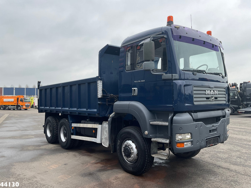 MAN TGA 33.363 6x6 Kipper 12m³ Manual Full steel - Autocarro ribaltabile: foto 5 MAN TGA 33.363 6x6 Kipper 12m³ Manual Full steel - Autocarro ribaltabile: foto 5