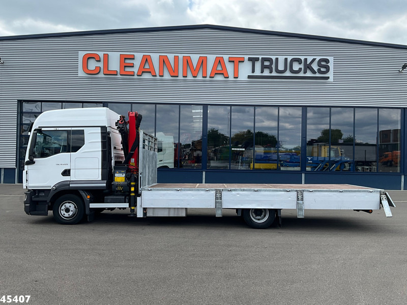 MAN TGL 12.220 Euro 6 Palfinger 11 Tonmeter laadkraan Just 60.518 km! - Camion con gru: foto 4 MAN TGL 12.220 Euro 6 Palfinger 11 Tonmeter laadkraan Just 60.518 km! - Camion con gru: foto 4
