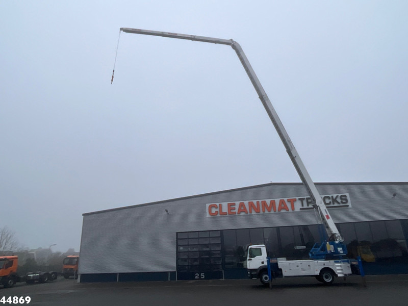 MAN TGM 15.290 Klaas 35 meter Dachdecker Kran - Camion con gru: foto 3 MAN TGM 15.290 Klaas 35 meter Dachdecker Kran - Camion con gru: foto 3