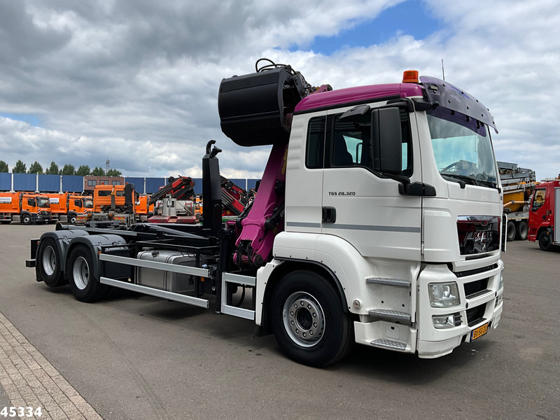 MAN TGS 28.320 Palfinger 15 Tonmeter Z-kraan Just 105.229 km! - Autocarro scarrabile, Camion con gru: foto 3 MAN TGS 28.320 Palfinger 15 Tonmeter Z-kraan Just 105.229 km! - Autocarro scarrabile, Camion con gru: foto 3