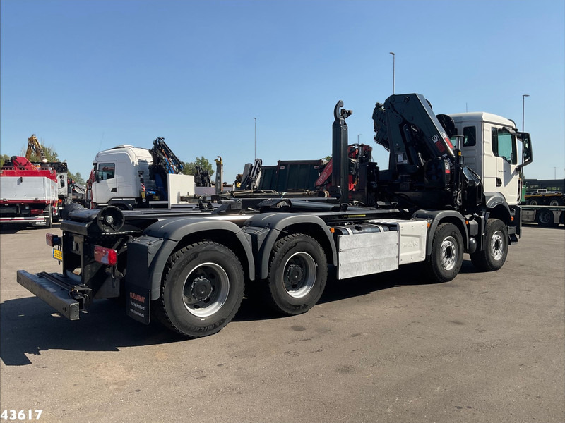 MAN TGS 32.470 8x4 Euro 6 Hiab 22 Tonmeter laadkraan Just 68.765 Km! - Camion con gru: foto 4 MAN TGS 32.470 8x4 Euro 6 Hiab 22 Tonmeter laadkraan Just 68.765 Km! - Camion con gru: foto 4