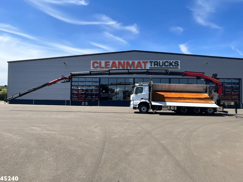 Mercedes-Benz Arocs 3251 8x4 Euro 6 Retarder Palfinger 34 Tonmeter laadkraan + Fly-Jib 2 zijdige kipper Just 146.766 km! - Autocarro ribaltabile, Camion con gru: foto 1 Mercedes-Benz Arocs 3251 8x4 Euro 6 Retarder Palfinger 34 Tonmeter laadkraan + Fly-Jib 2 zijdige kipper Just 146.766 km! - Autocarro ribaltabile, Camion con gru: foto 1