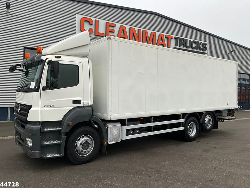Mercedes-Benz Axor 2636 6x2 Dhollandia laadklep Just 265.901 km! - Autocarro furgonato: foto 3 Mercedes-Benz Axor 2636 6x2 Dhollandia laadklep Just 265.901 km! - Autocarro furgonato: foto 3