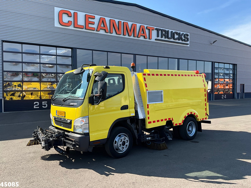 Mitsubishi Canter 7C15 Brock sweeper Just 94.095 km! - Spazzatrice stradale: foto 3 Mitsubishi Canter 7C15 Brock sweeper Just 94.095 km! - Spazzatrice stradale: foto 3