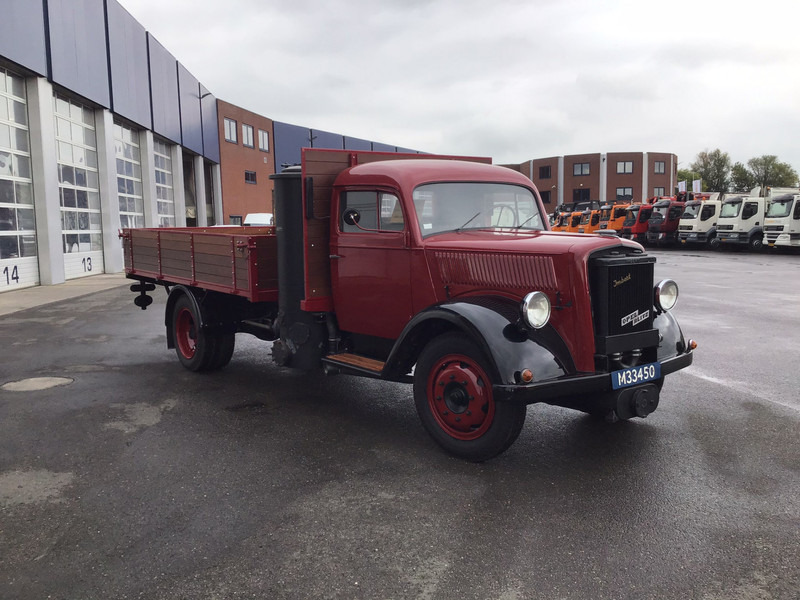 Opel Blitz 3.6-42-30 - Autocarro con pianale/ Cassone fisso: foto 5 Opel Blitz 3.6-42-30 - Autocarro con pianale/ Cassone fisso: foto 5