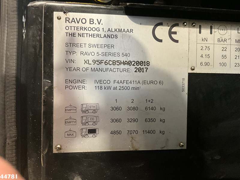 Spazzatrice stradale Ravo 540 CD Euro 6 with 3-rd brush: foto 17