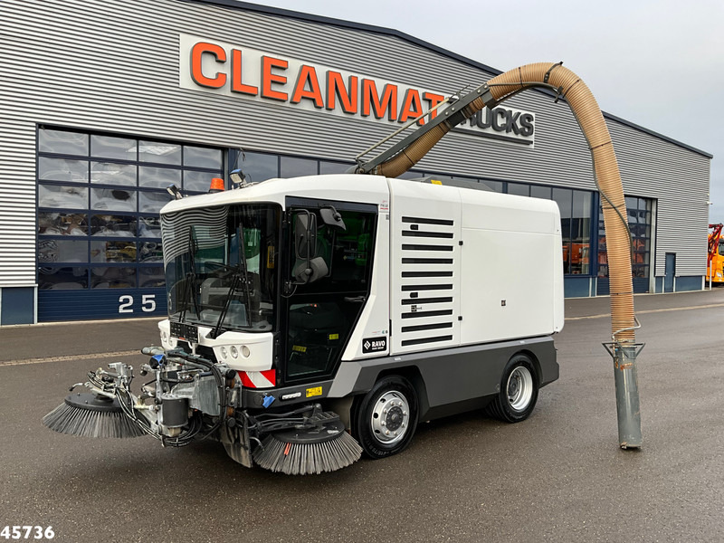 Ravo 540 Euro 6 with new 3-rd brush! - Spazzatrice stradale: foto 1 Ravo 540 Euro 6 with new 3-rd brush! - Spazzatrice stradale: foto 1