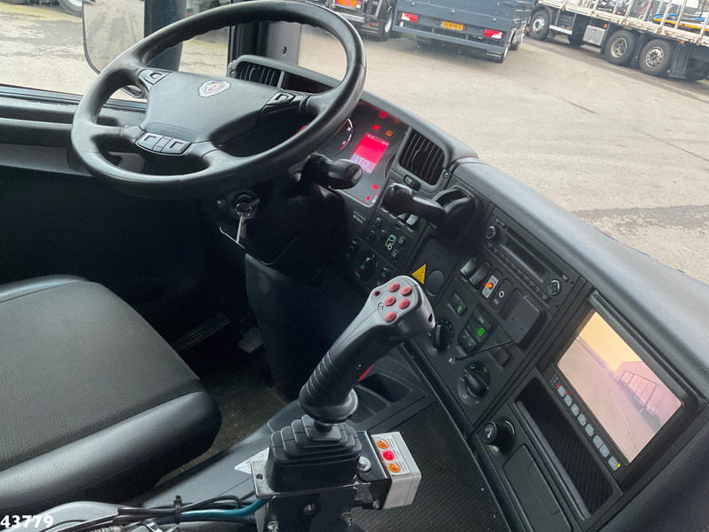 Scania P 360 8x2 Hiab 21 Tonmeter laadkraan - Autocarro scarrabile, Camion con gru: foto 4 Scania P 360 8x2 Hiab 21 Tonmeter laadkraan - Autocarro scarrabile, Camion con gru: foto 4