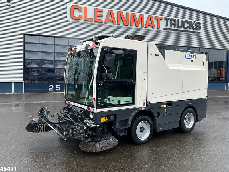 Schmidt Cleango 500 Compact Euro 6 with 3-rd brush - Spazzatrice stradale: foto 2 Schmidt Cleango 500 Compact Euro 6 with 3-rd brush - Spazzatrice stradale: foto 2
