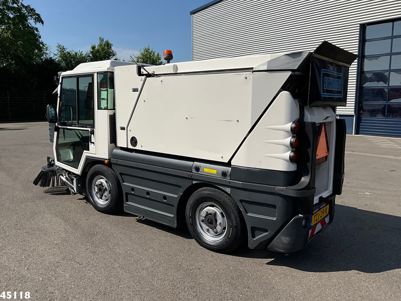 Schmidt Swingo Compact 200 Euro 6 - Spazzatrice stradale: foto 5 Schmidt Swingo Compact 200 Euro 6 - Spazzatrice stradale: foto 5