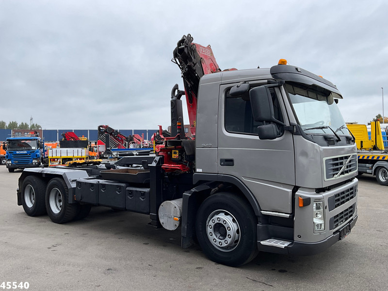 Volvo FM 340 6x4 Fassi 19 Tonmeter laadkraan - Trattore stradale: foto 5 Volvo FM 340 6x4 Fassi 19 Tonmeter laadkraan - Trattore stradale: foto 5