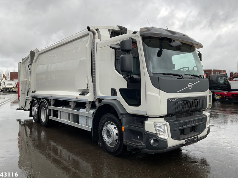 Volvo FE 350 Euro 6 NORBA MF 300 22m³, 2 compartimenten - Camion immondizia: foto 4 Volvo FE 350 Euro 6 NORBA MF 300 22m³, 2 compartimenten - Camion immondizia: foto 4