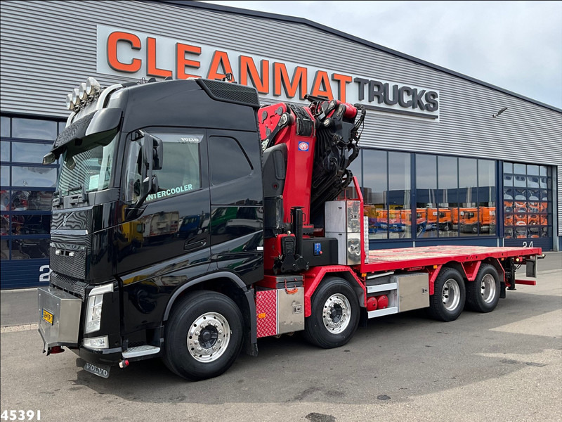 Volvo FH 540 8x4 HMF 85 Tonmeter laadkraan + Fly-Jib Just 222.786 km! - Camion con gru: foto 2 Volvo FH 540 8x4 HMF 85 Tonmeter laadkraan + Fly-Jib Just 222.786 km! - Camion con gru: foto 2