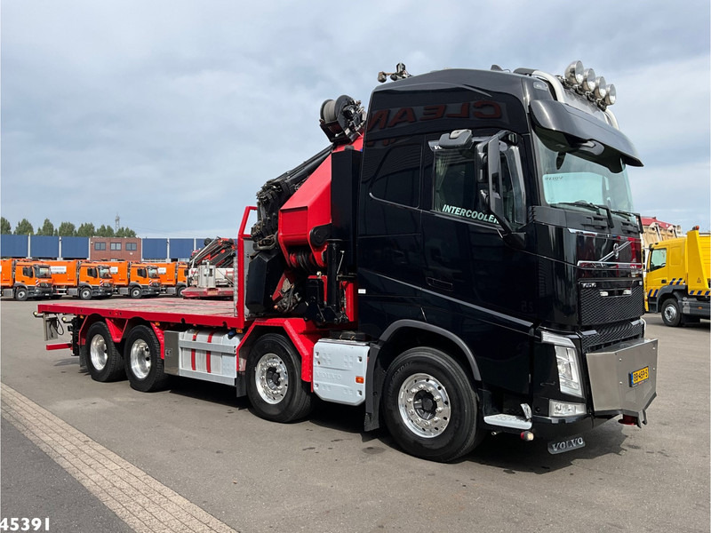 Volvo FH 540 8x4 HMF 85 Tonmeter laadkraan + Fly-Jib Just 222.786 km! - Camion con gru: foto 3 Volvo FH 540 8x4 HMF 85 Tonmeter laadkraan + Fly-Jib Just 222.786 km! - Camion con gru: foto 3