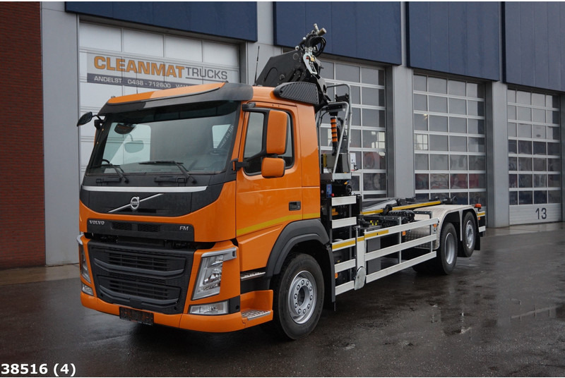 Volvo FM 410 HMF 21 Tonmeter laadkraan - Autocarro scarrabile, Camion con gru: foto 2 Volvo FM 410 HMF 21 Tonmeter laadkraan - Autocarro scarrabile, Camion con gru: foto 2