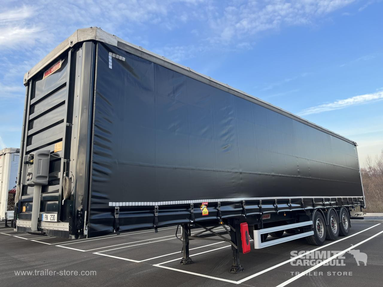FRUEHAUF Curtainsider Standard - Semirimorchio centinato: foto 3 FRUEHAUF Curtainsider Standard - Semirimorchio centinato: foto 3