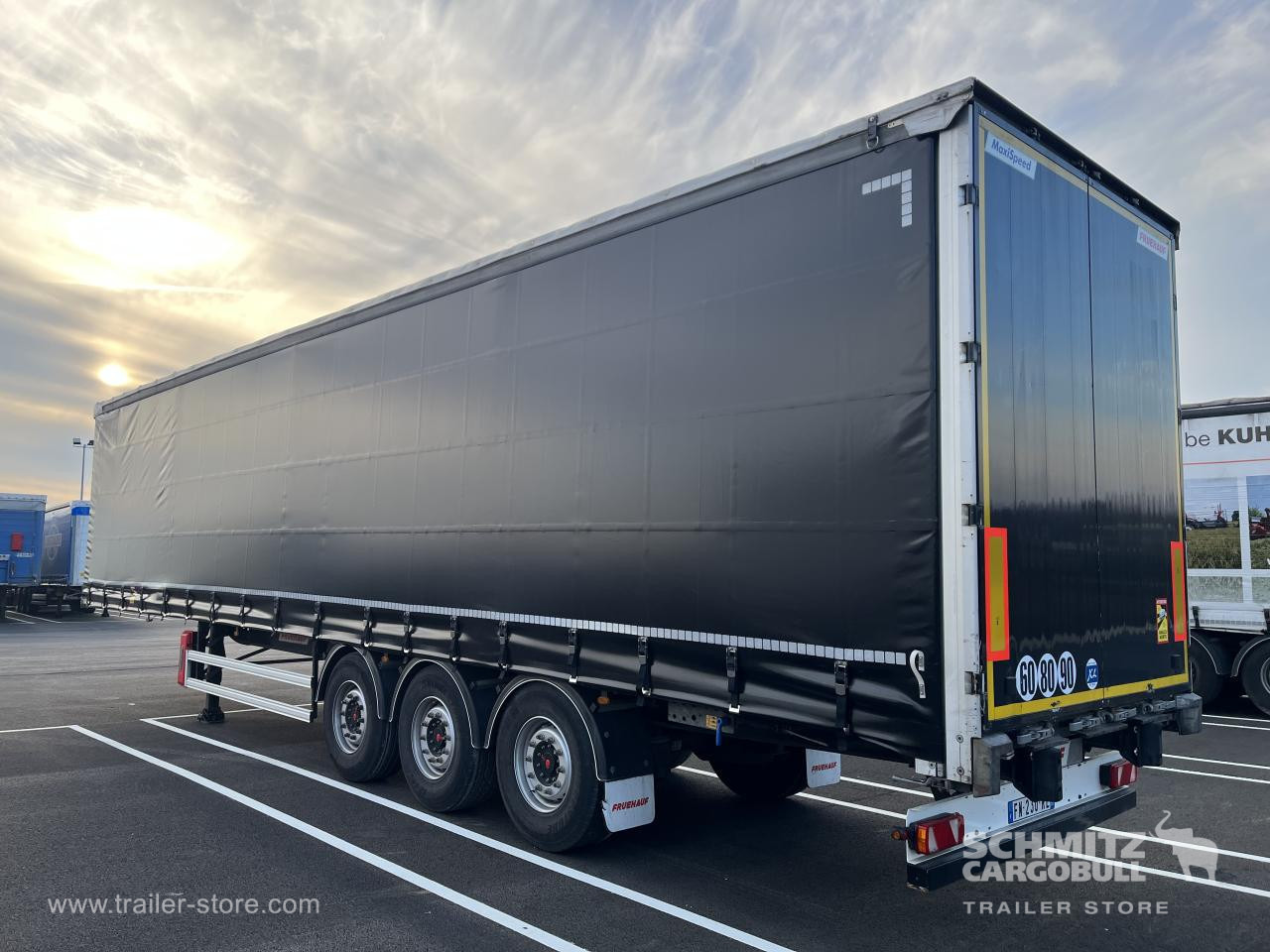 FRUEHAUF Curtainsider Standard - Semirimorchio centinato: foto 5 FRUEHAUF Curtainsider Standard - Semirimorchio centinato: foto 5