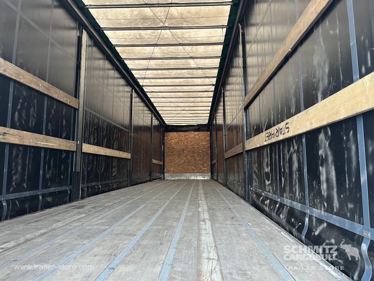 FRUEHAUF Curtainsider Standard - Semirimorchio centinato: foto 4 FRUEHAUF Curtainsider Standard - Semirimorchio centinato: foto 4