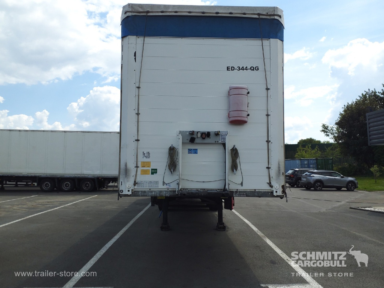 SCHMITZ Curtainsider Standard - Semirimorchio centinato: foto 2 SCHMITZ Curtainsider Standard - Semirimorchio centinato: foto 2