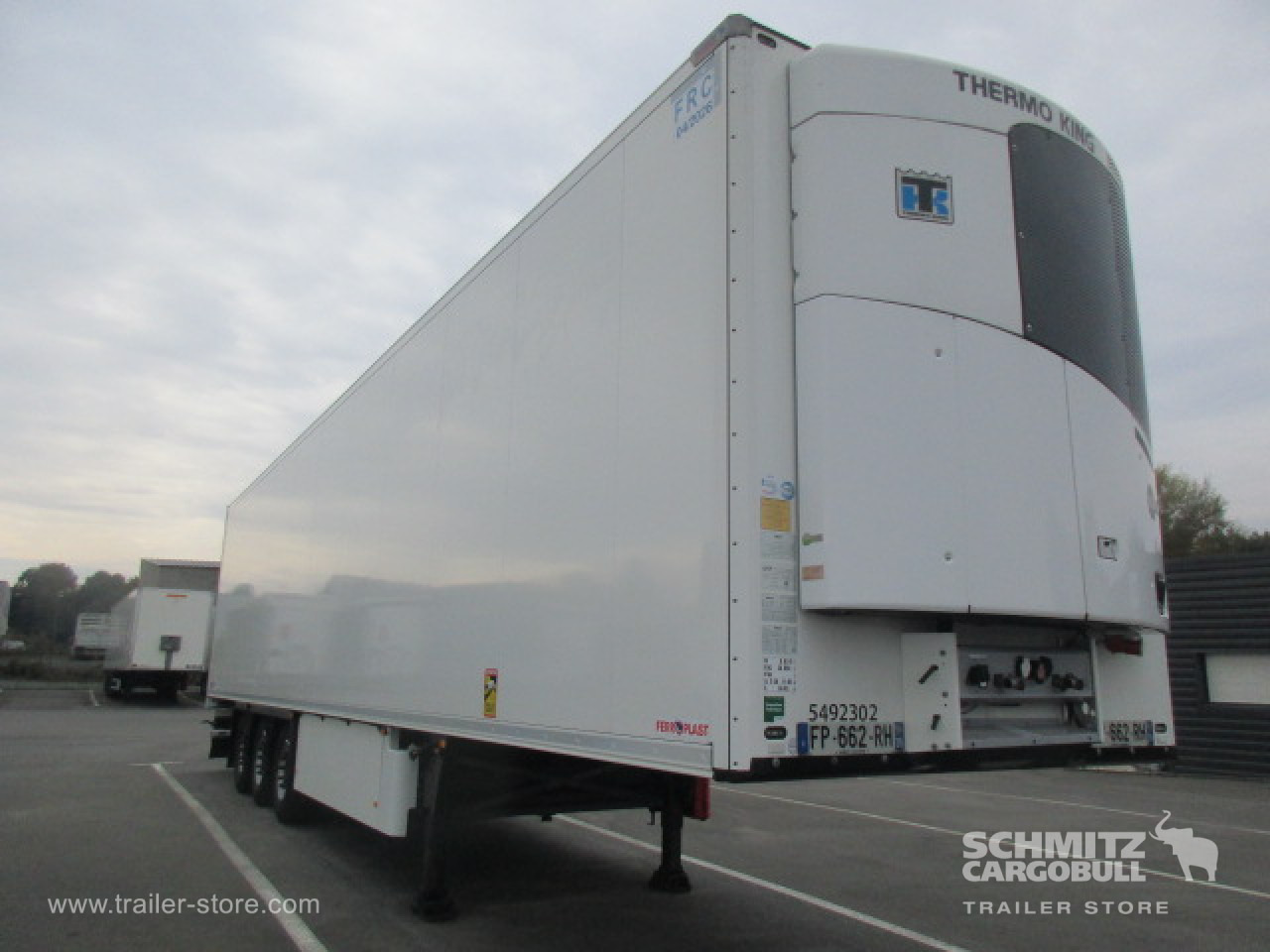 SCHMITZ Reefer Standard Double deck - Semirimorchio cella isotermica: foto 1 SCHMITZ Reefer Standard Double deck - Semirimorchio cella isotermica: foto 1