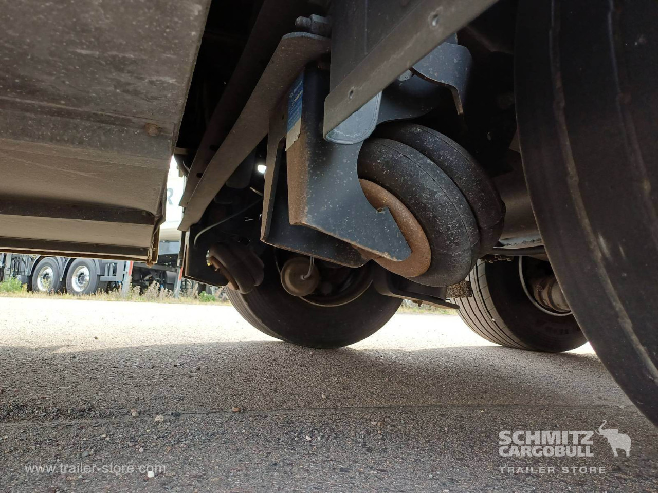 SCHMITZ Auflieger Curtainsider Mega - Semirimorchio centinato: foto 2 SCHMITZ Auflieger Curtainsider Mega - Semirimorchio centinato: foto 2