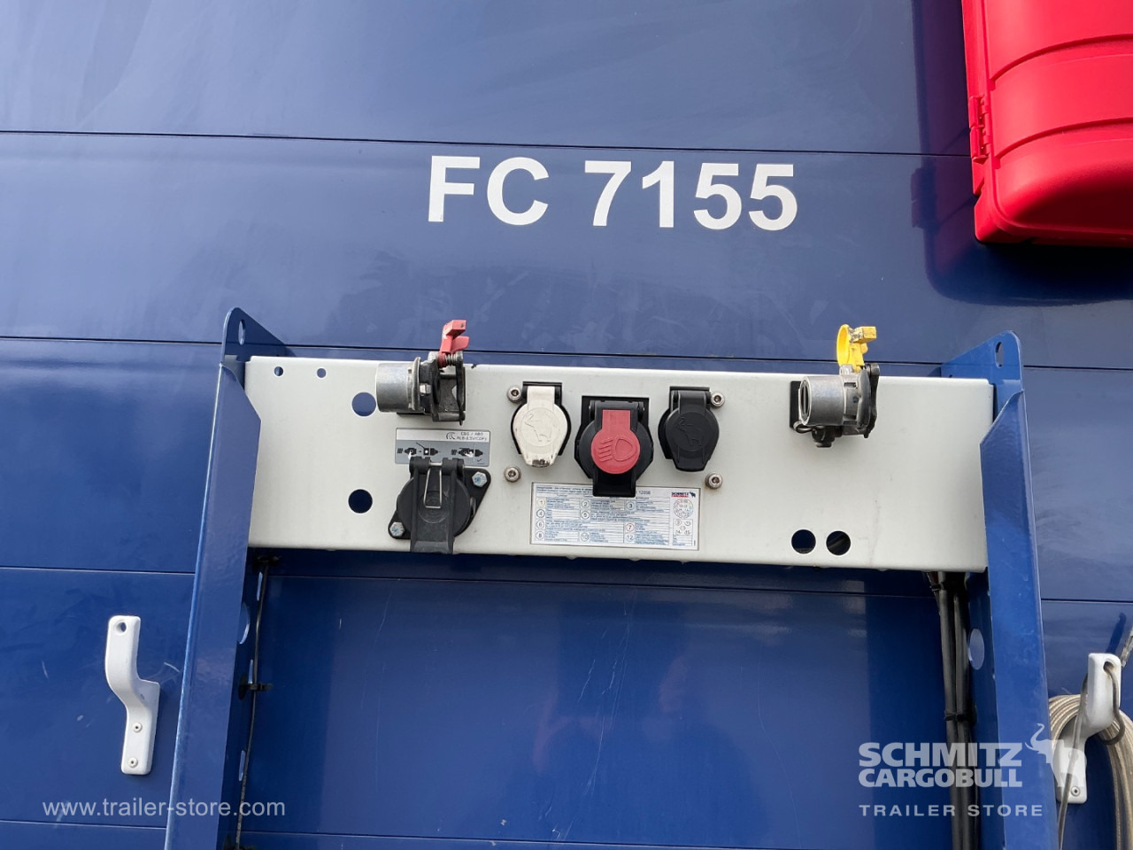 SCHMITZ Curtainsider Mega - Semirimorchio centinato: foto 4 SCHMITZ Curtainsider Mega - Semirimorchio centinato: foto 4
