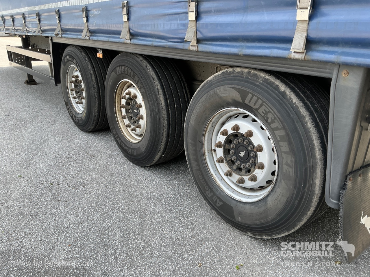 SCHMITZ Curtainsider Standard - Semirimorchio centinato: foto 3 SCHMITZ Curtainsider Standard - Semirimorchio centinato: foto 3