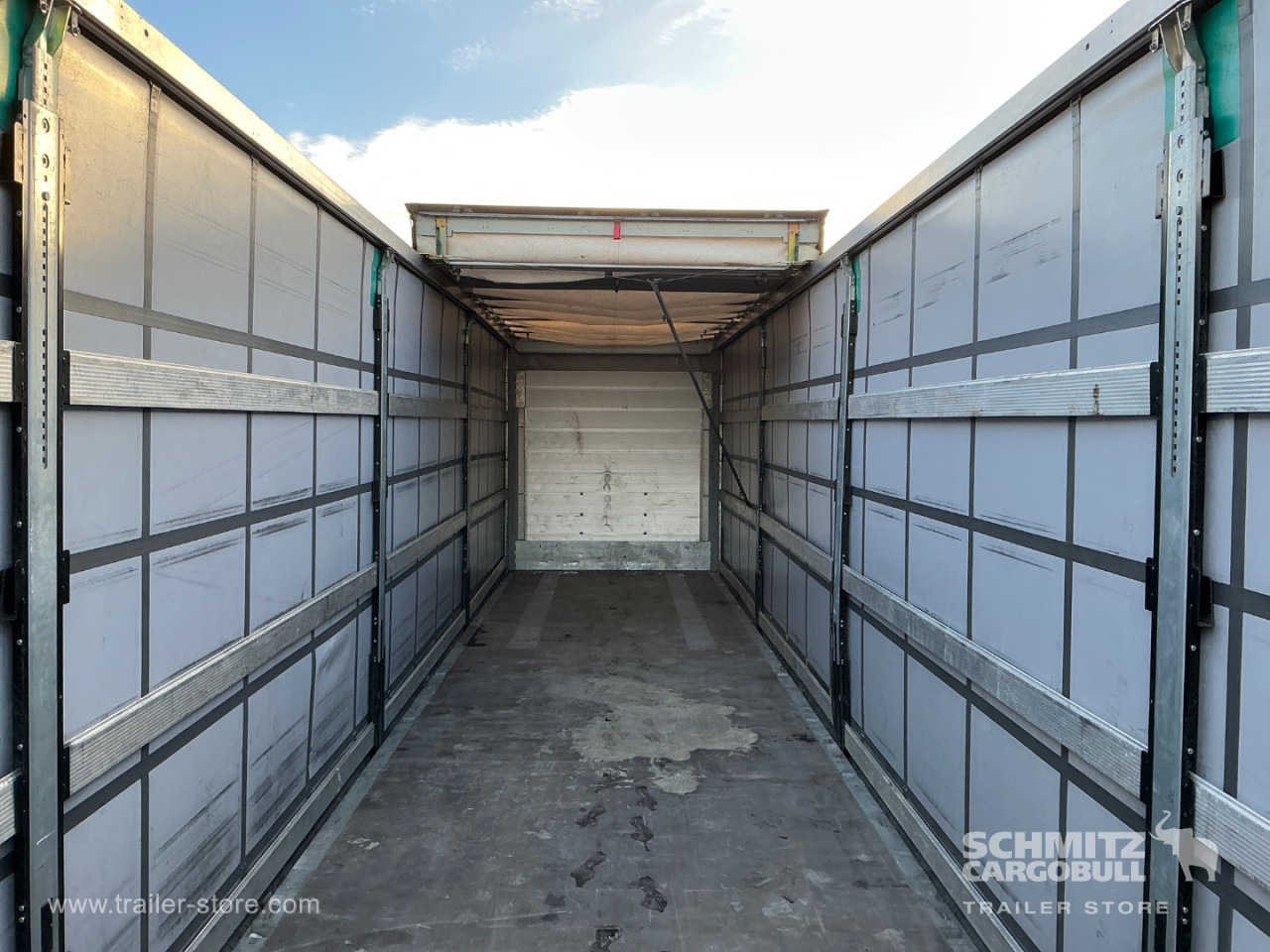 SCHMITZ Curtainsider Standard , Folding wall right - Semirimorchio centinato: foto 5 SCHMITZ Curtainsider Standard , Folding wall right - Semirimorchio centinato: foto 5