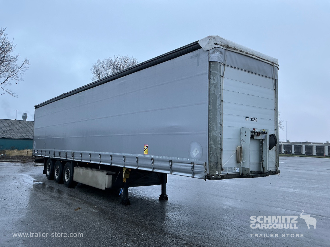 SCHMITZ Curtainsider Standard , Folding wall right - Semirimorchio centinato: foto 1 SCHMITZ Curtainsider Standard , Folding wall right - Semirimorchio centinato: foto 1
