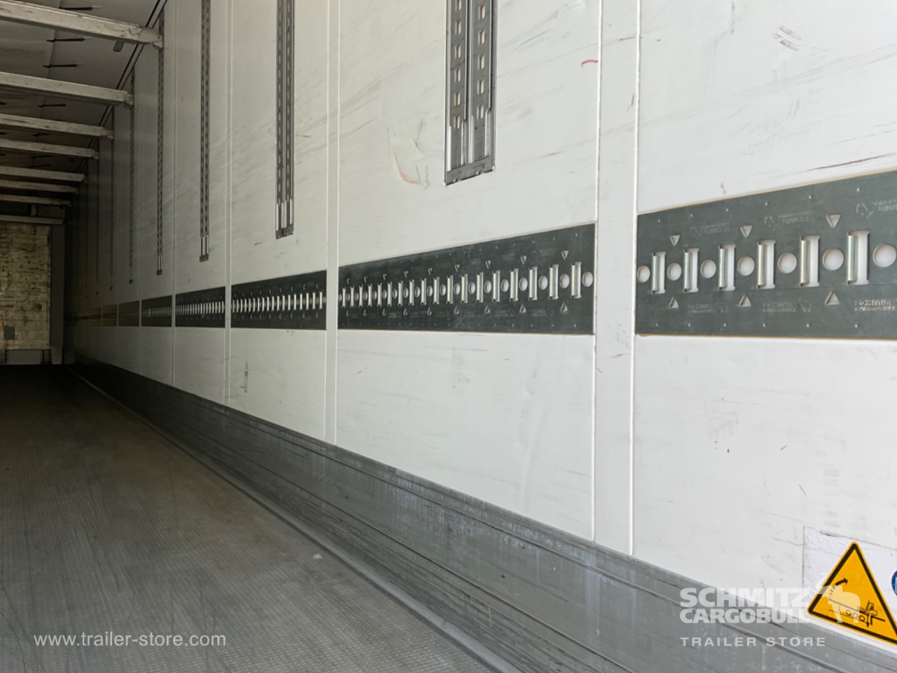 SCHMITZ Reefer Standard Double deck - Semirimorchio cella isotermica: foto 3 SCHMITZ Reefer Standard Double deck - Semirimorchio cella isotermica: foto 3