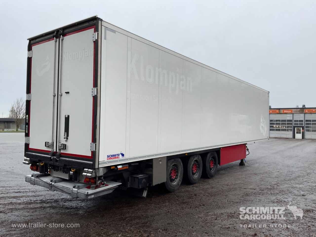 SCHMITZ Reefer Standard Taillift - Semirimorchio cella isotermica: foto 1 SCHMITZ Reefer Standard Taillift - Semirimorchio cella isotermica: foto 1
