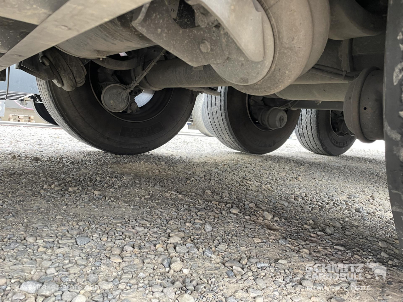 SCHMITZ Semiremolque Frigo Standard - Semirimorchio cella isotermica: foto 3 SCHMITZ Semiremolque Frigo Standard - Semirimorchio cella isotermica: foto 3