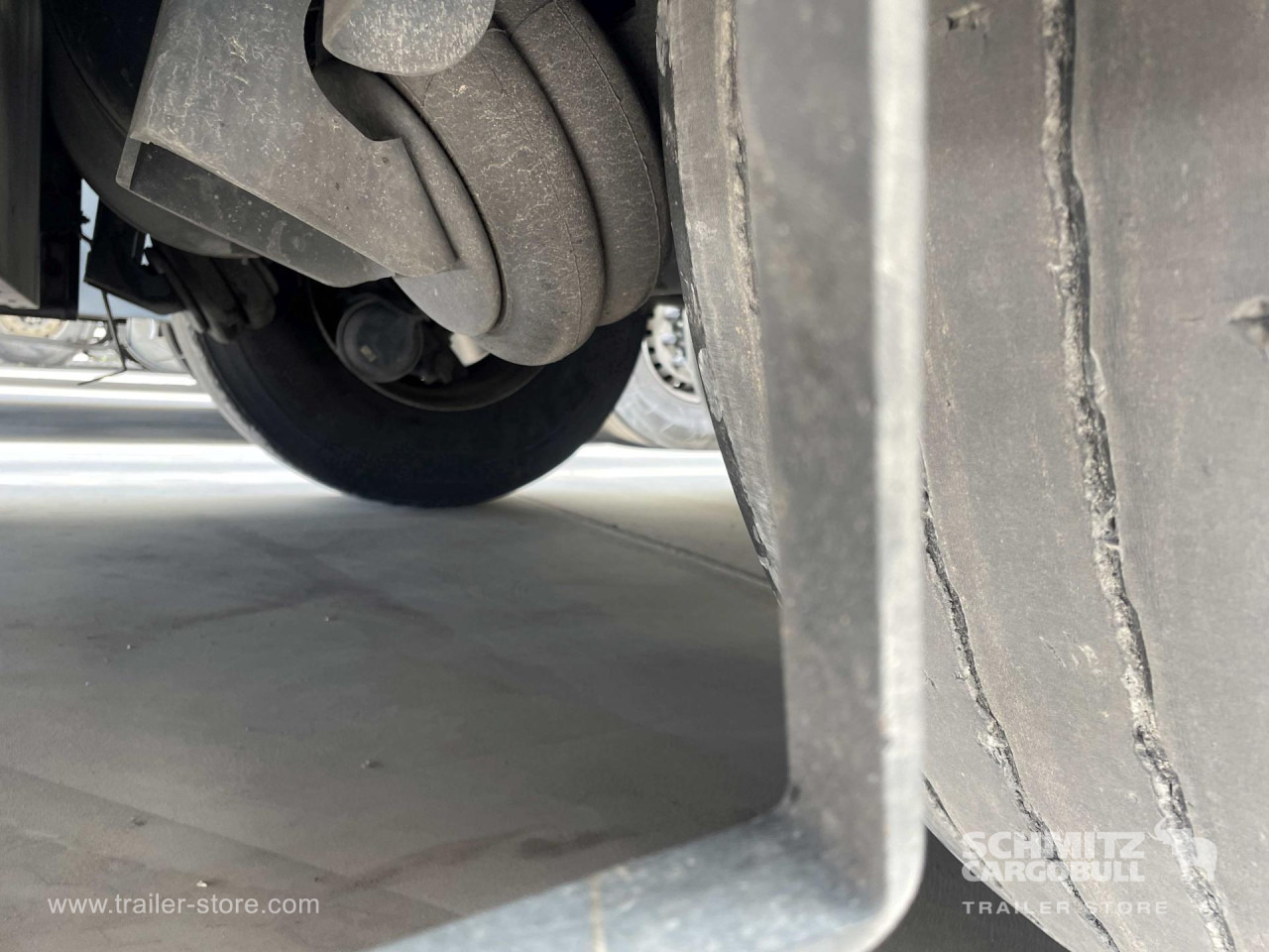 SCHMITZ Semiremolque Frigo Standard - Semirimorchio cella isotermica: foto 3 SCHMITZ Semiremolque Frigo Standard - Semirimorchio cella isotermica: foto 3