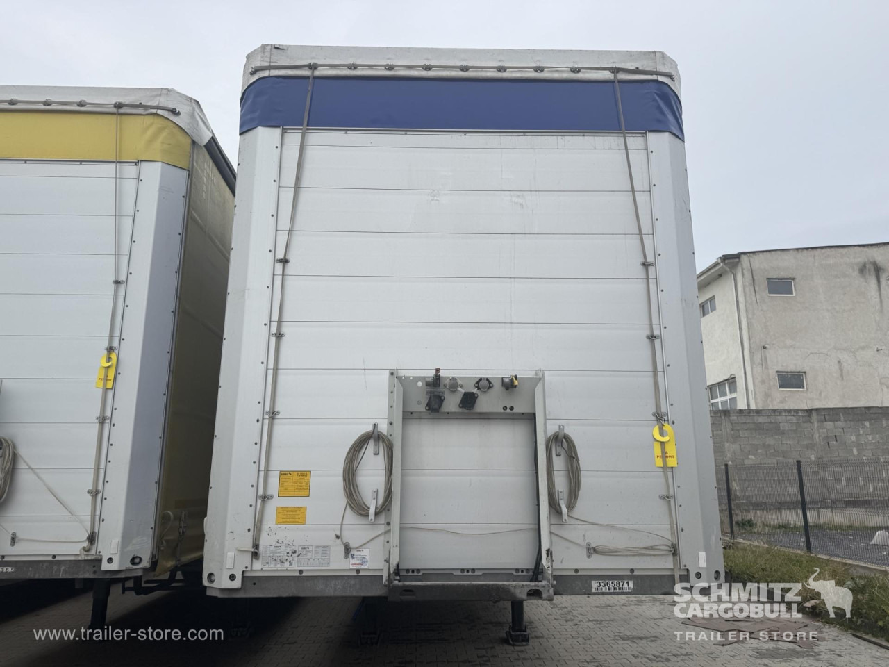 SCHMITZ Curtainsider Standard - Semirimorchio centinato: foto 3 SCHMITZ Curtainsider Standard - Semirimorchio centinato: foto 3