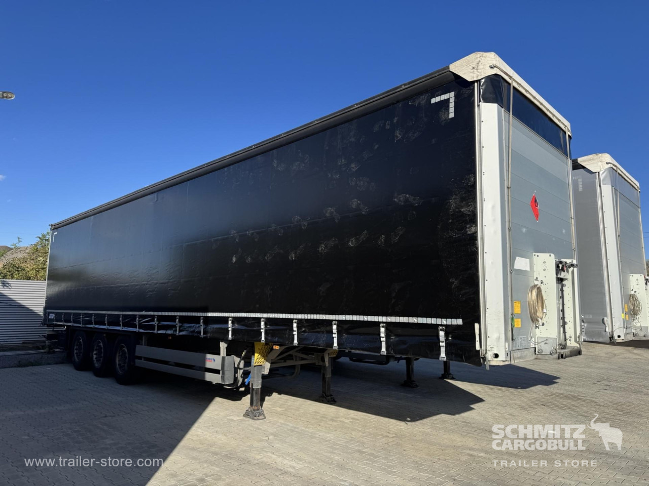 SCHMITZ Curtainsider Standard - Semirimorchio centinato: foto 4 SCHMITZ Curtainsider Standard - Semirimorchio centinato: foto 4