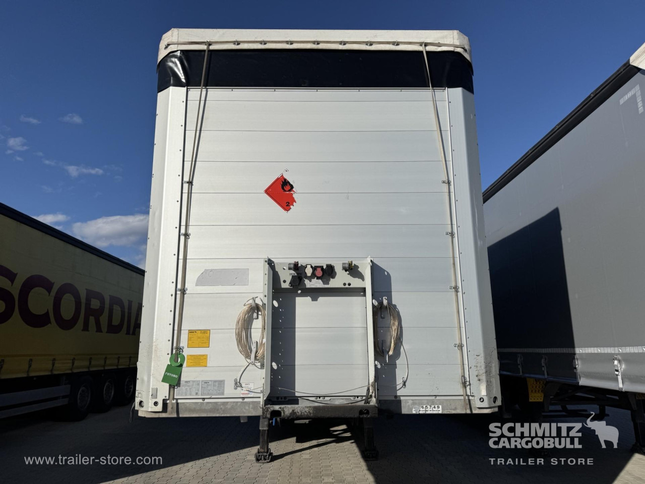 SCHMITZ Curtainsider Standard - Semirimorchio centinato: foto 5 SCHMITZ Curtainsider Standard - Semirimorchio centinato: foto 5