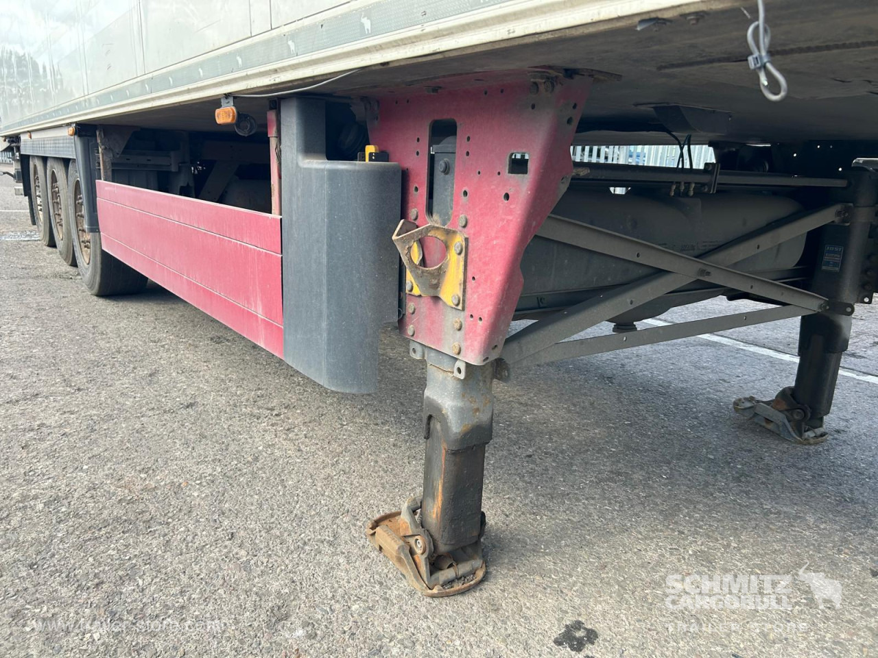 SCHMITZ Reefer Multitemp - Semirimorchio cella isotermica: foto 4 SCHMITZ Reefer Multitemp - Semirimorchio cella isotermica: foto 4