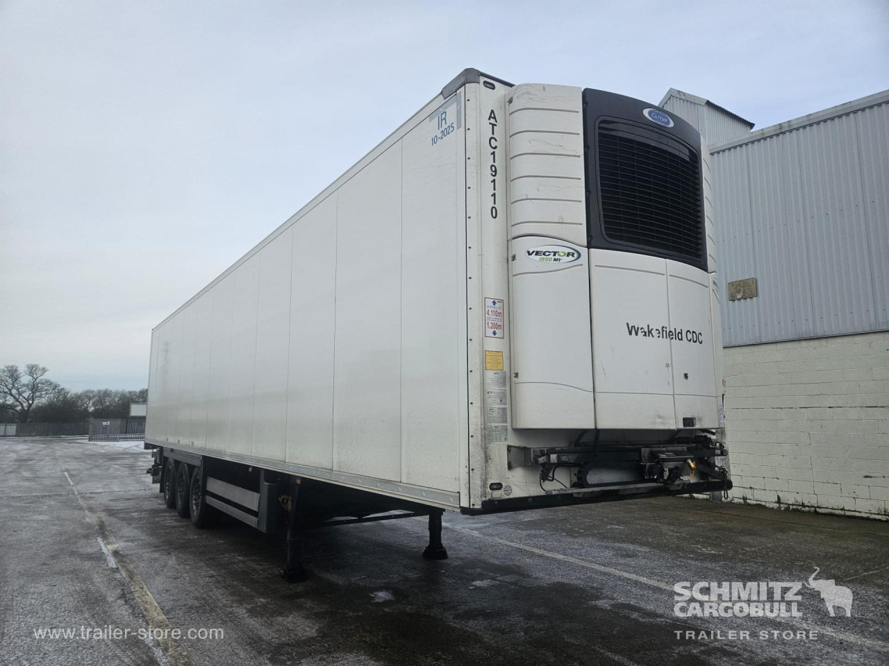 SCHMITZ Reefer Multitemp Taillift - Semirimorchio cella isotermica: foto 1 SCHMITZ Reefer Multitemp Taillift - Semirimorchio cella isotermica: foto 1