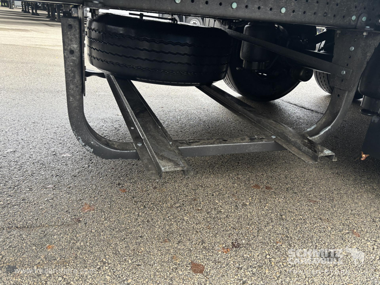 Leasing di SCHMITZ Curtainsider Standard SCHMITZ Curtainsider Standard: foto 11 Leasing di SCHMITZ Curtainsider Standard SCHMITZ Curtainsider Standard: foto 11