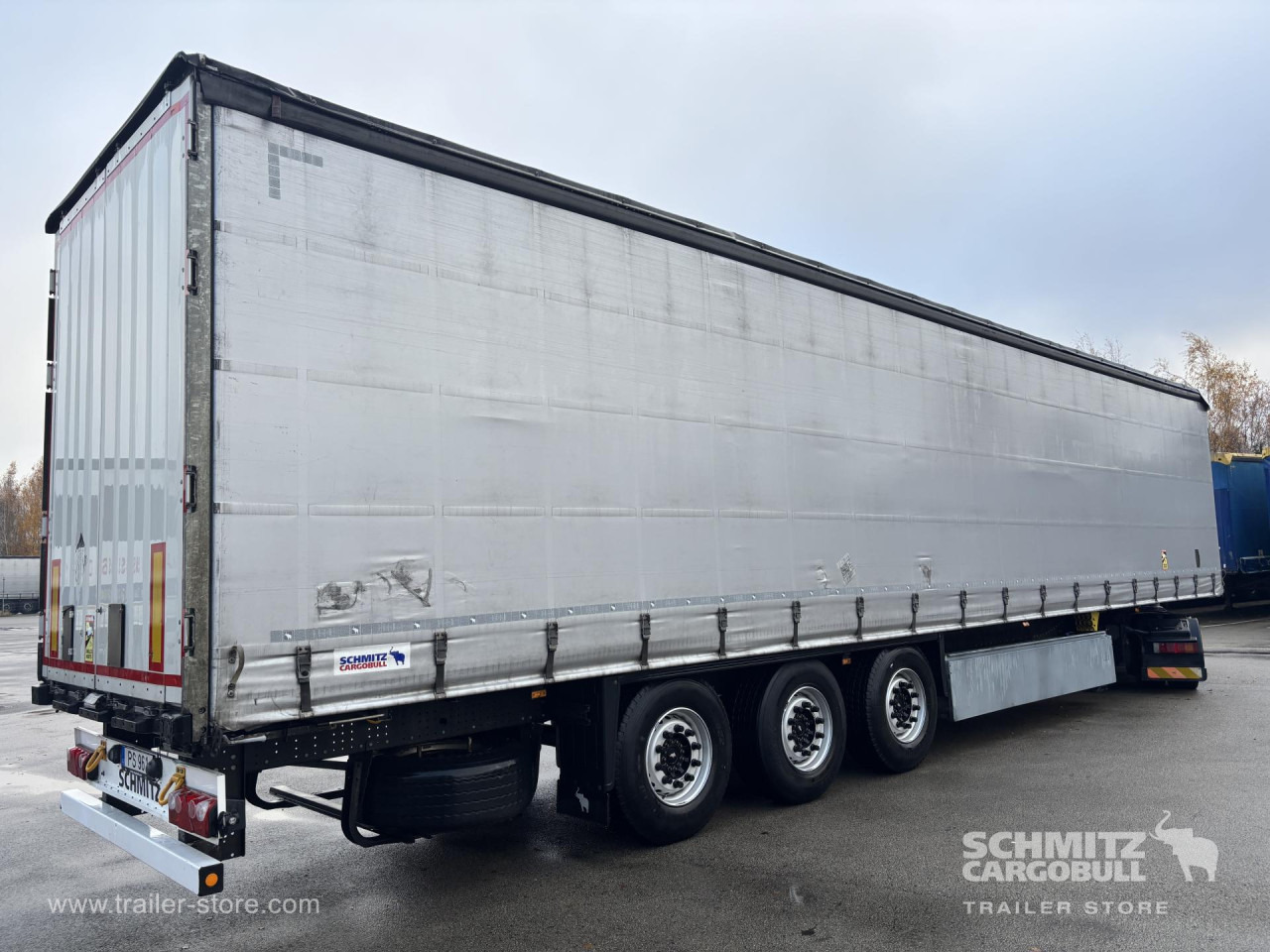 SCHMITZ Curtainsider Standard - Semirimorchio centinato: foto 1 SCHMITZ Curtainsider Standard - Semirimorchio centinato: foto 1