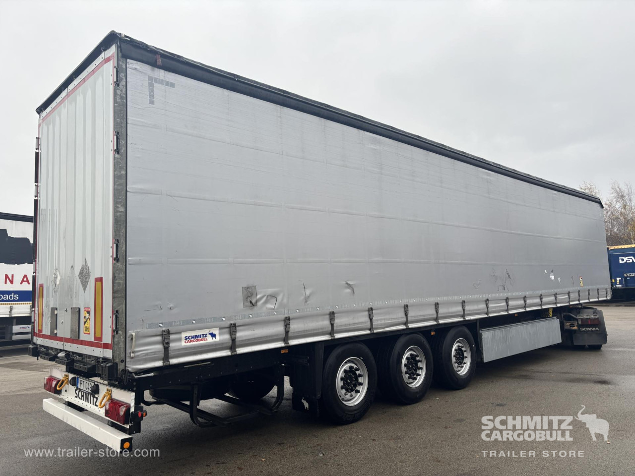 SCHMITZ Curtainsider Standard - Semirimorchio centinato: foto 1 SCHMITZ Curtainsider Standard - Semirimorchio centinato: foto 1