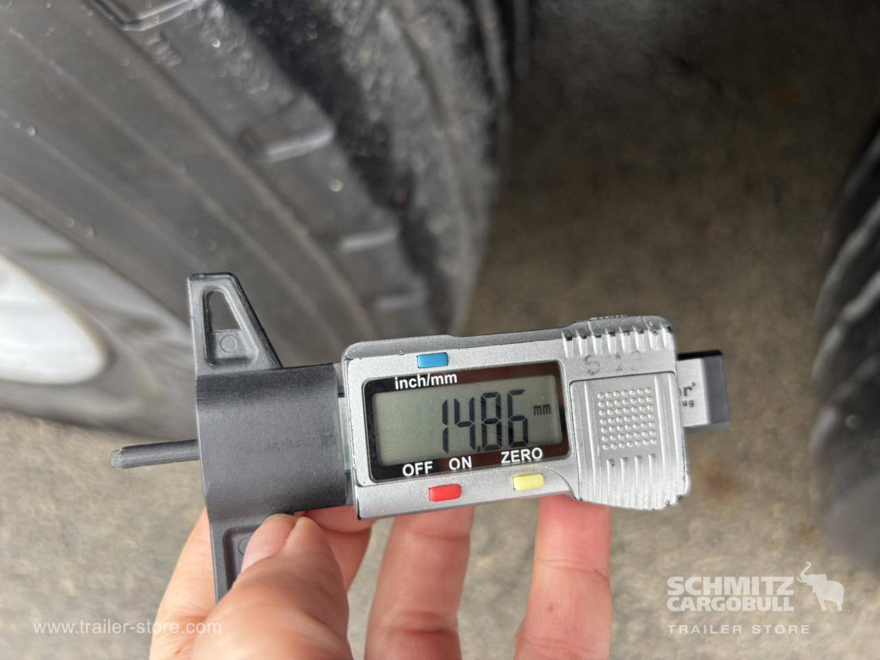 SCHMITZ Curtainsider Standard - Semirimorchio centinato: foto 2 SCHMITZ Curtainsider Standard - Semirimorchio centinato: foto 2