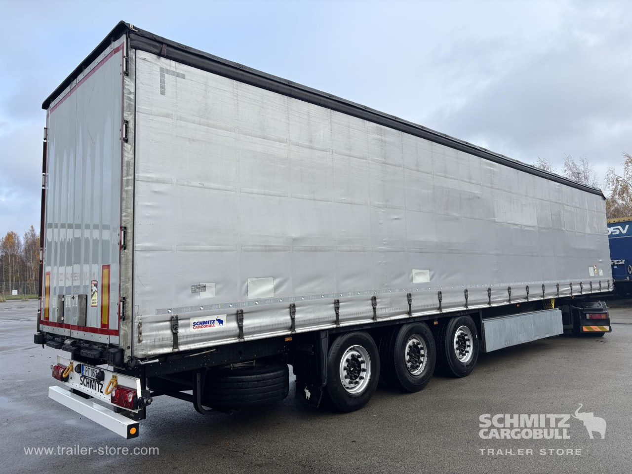 SCHMITZ Curtainsider Standard - Semirimorchio centinato: foto 1 SCHMITZ Curtainsider Standard - Semirimorchio centinato: foto 1