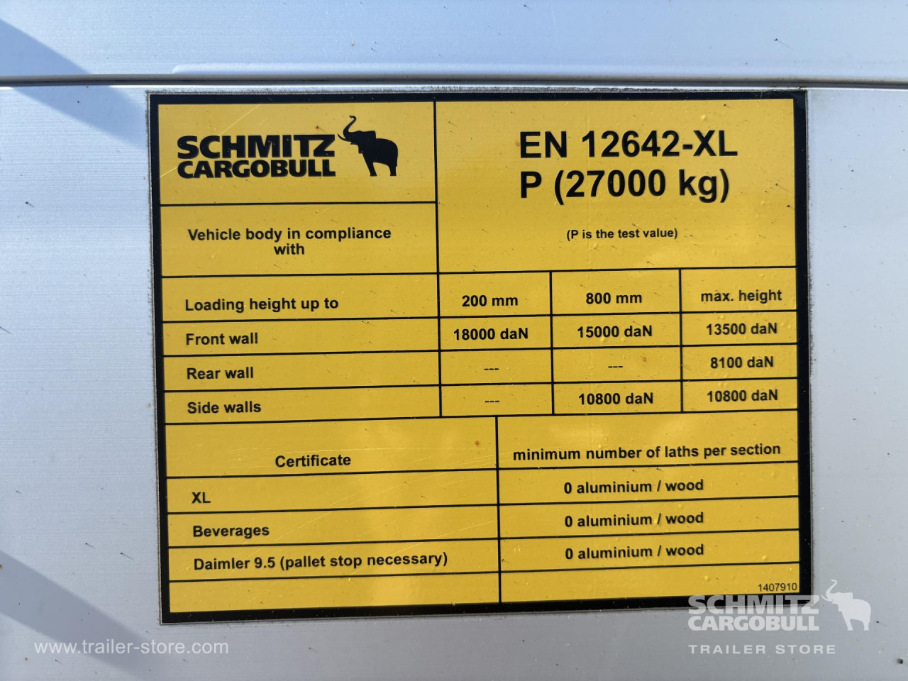 SCHMITZ Curtainsider Standard - Semirimorchio centinato: foto 2 SCHMITZ Curtainsider Standard - Semirimorchio centinato: foto 2