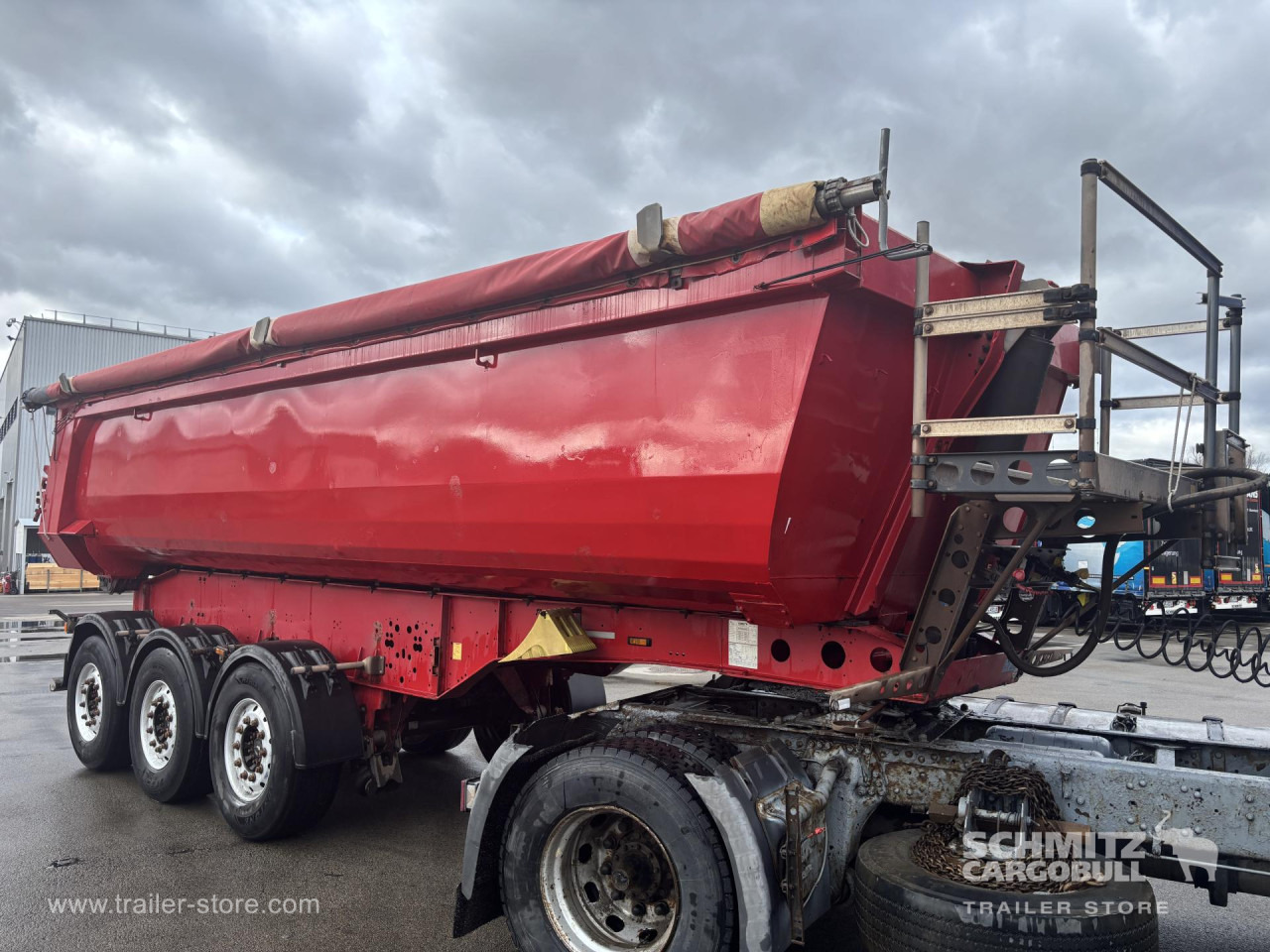 SCHMITZ Tipper Steel half pipe body 25m³ - Semirimorchio ribaltabile: foto 1 SCHMITZ Tipper Steel half pipe body 25m³ - Semirimorchio ribaltabile: foto 1