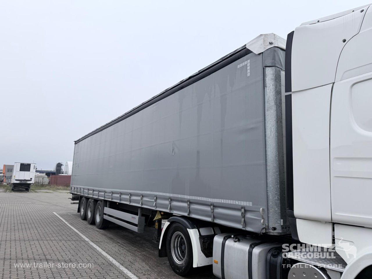 SCHMITZ Curtainsider Standard - Semirimorchio centinato: foto 3 SCHMITZ Curtainsider Standard - Semirimorchio centinato: foto 3